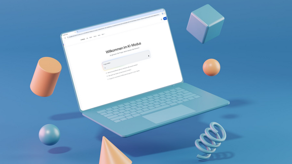 Google KI-Modus am Laptop – moderne Darstellung der KI-Suche für GEO-Optimierung. Laptop mit geöffneter Google KI-Modus Suche auf blauem Hintergrund, umgeben von abstrakten 3D-Formen.